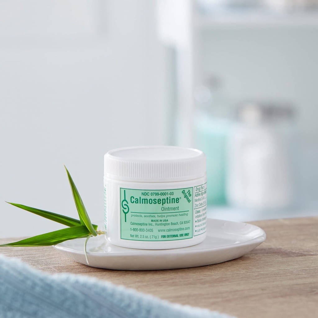 calmoseptine-ointment---25-oz-jar-each-p-4.jpg