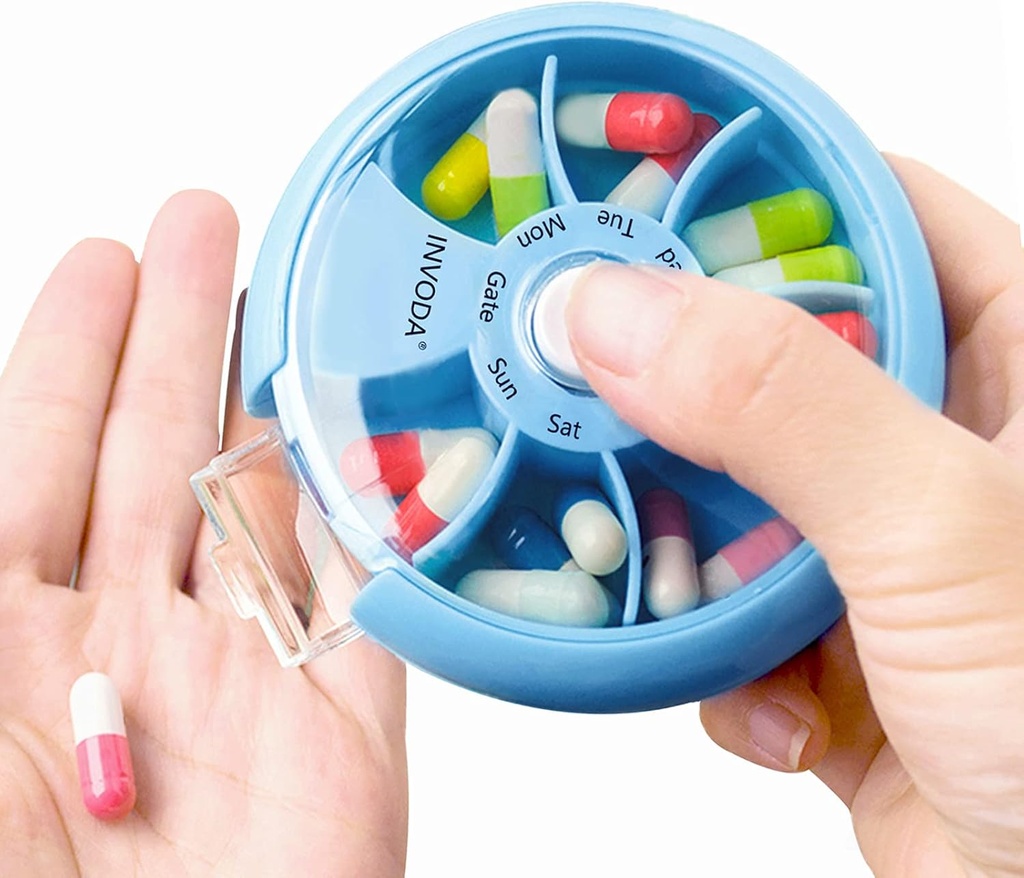 INVODA Organizador semanal de píldoras 7 Caja de píldoras rotativas para medicamentos diarios & vitaminas - Portable Caja de píldoras de viaje Suplementos de aceite de pescado Vitaminas Organizador (Sky Blue)