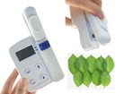 Chlorophyll Meter Plant Leaf Chlorophyll Analyzer Plant Nutrition Tester for Measuring Instantly Relative Chlorophyll Content with Measurement Range 0.0 to 99.9 SPAD Include a Host